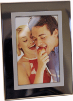 FRA04 Photo Frame Nickel Plated Steel & Aluminium 10 x 15cm 